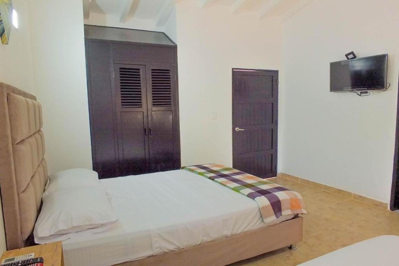 Hotel Los Veleros Santa Marta エクステリア 写真